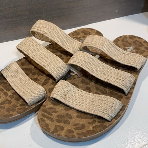 Corkys Footwear Womens Dafne Flat Sandal Size 10 - Picture 3 of 6